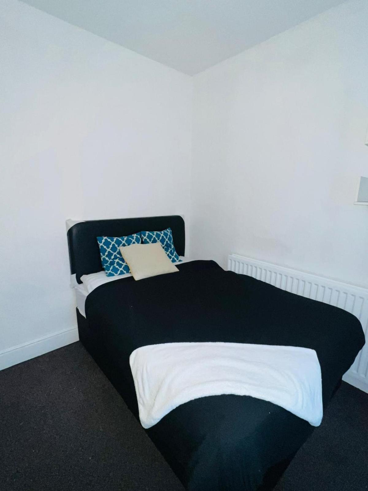 Grantham Park House Aparthotel Coventry Exterior foto